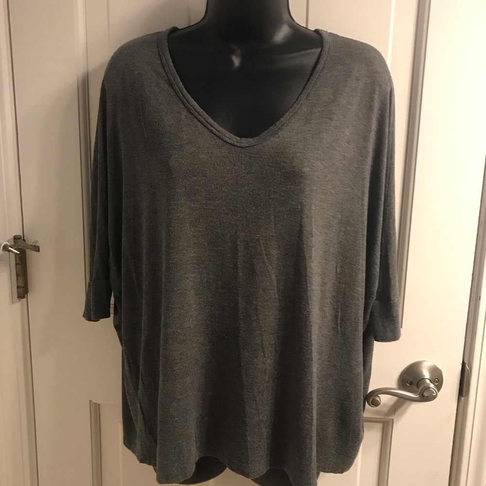 V-neck blouse - bundle only